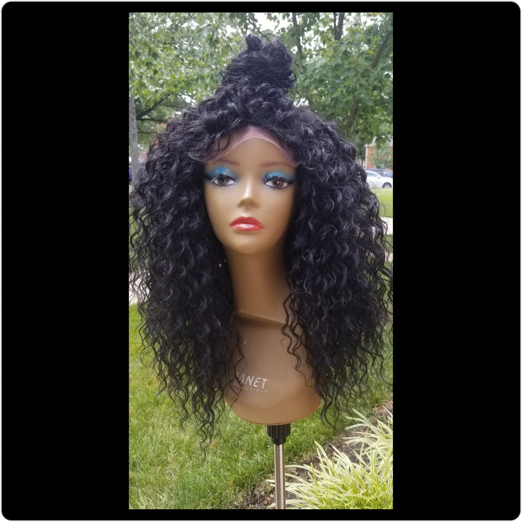 Curly Versatile 18inch Wig