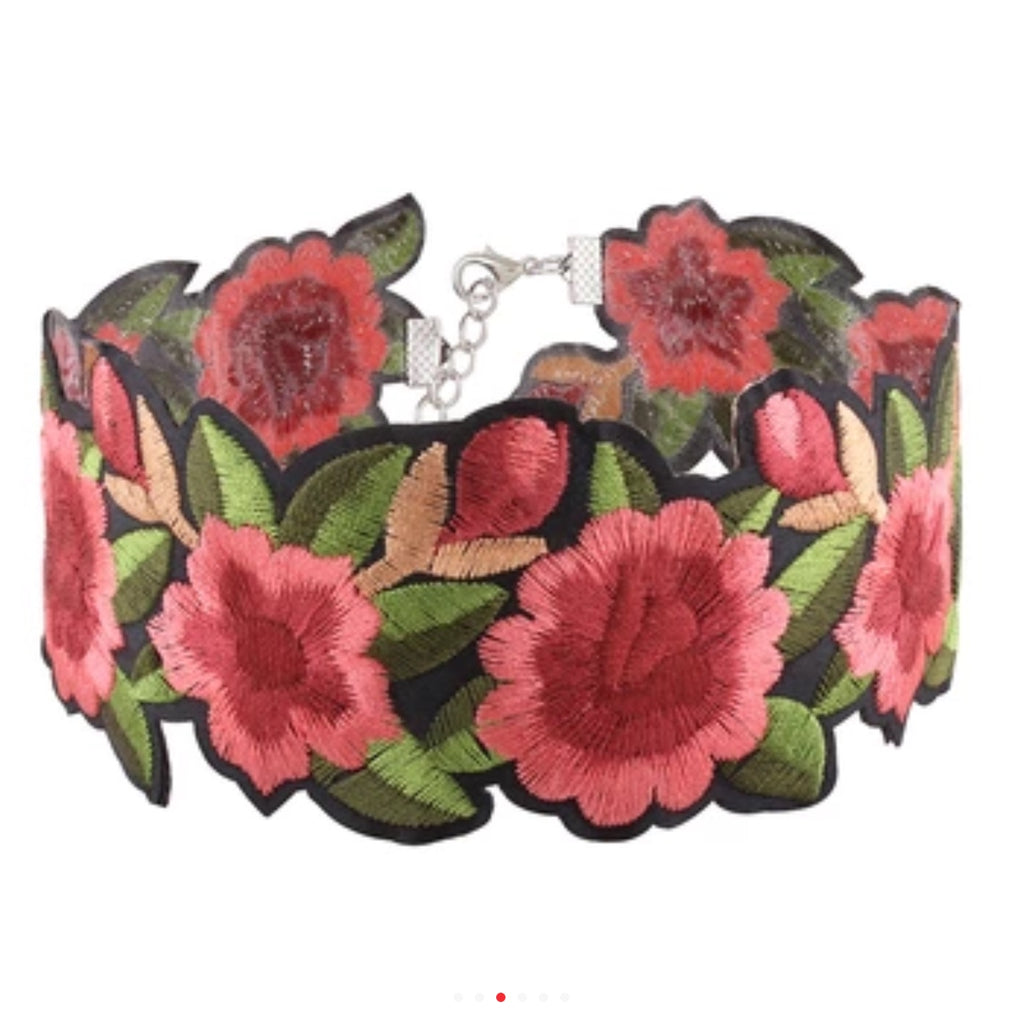 Flower Choker Necklace