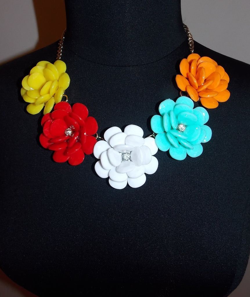 Multicolor Flower Necklace