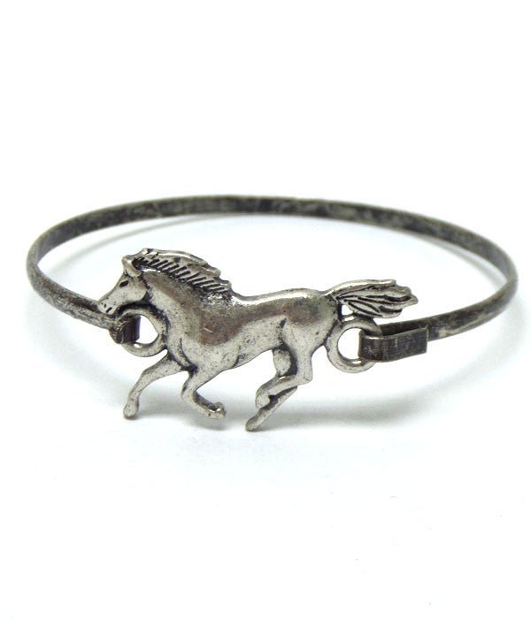 Metal Horse Bangle Bracelet